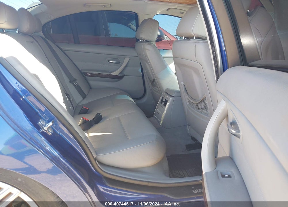 2007 BMW 328I VIN: WBAVA33507KX75549