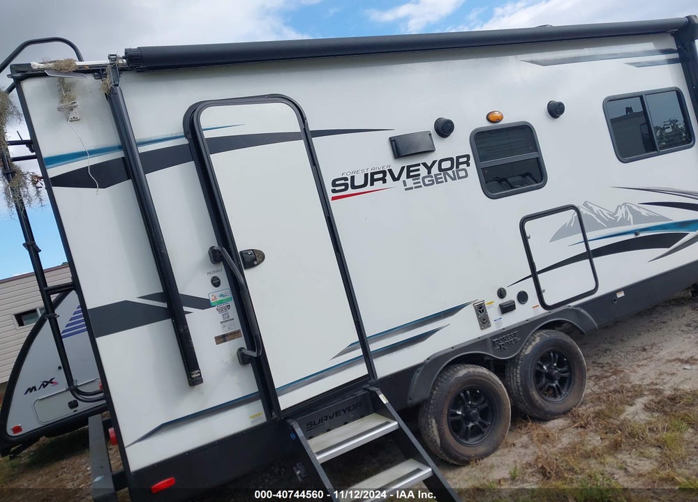 2022 SURVEYOR TRAVEL TRAILER VIN: 4X4TSVV26NL043840