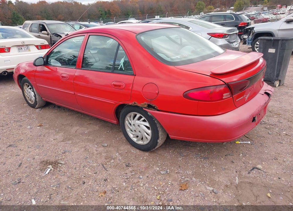 1999 FORD ESCORT SE VIN: 1FAFP13P3XW138102