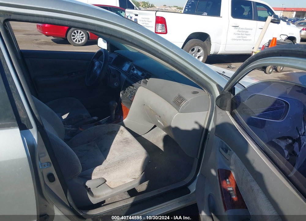 2003 TOYOTA COROLLA LE VIN: JTDBR32E430032009