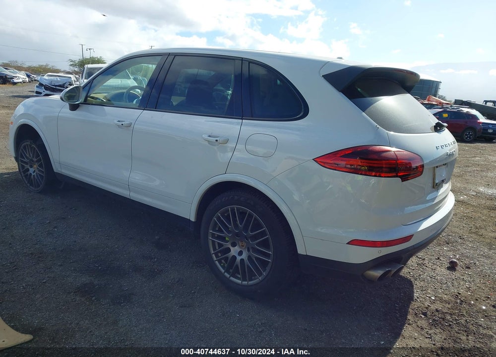 2017 PORSCHE CAYENNE E-HYBRID S PLATINUM EDITION VIN: WP1AE2A2XHLA71684