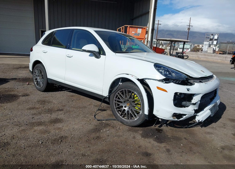 2017 PORSCHE CAYENNE E-HYBRID S PLATINUM EDITION VIN: WP1AE2A2XHLA71684