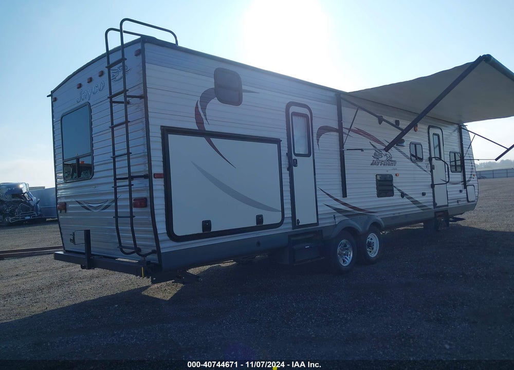 2015 JAYCO 36FT VIN: 1UJBJ0BS2F1TR0526