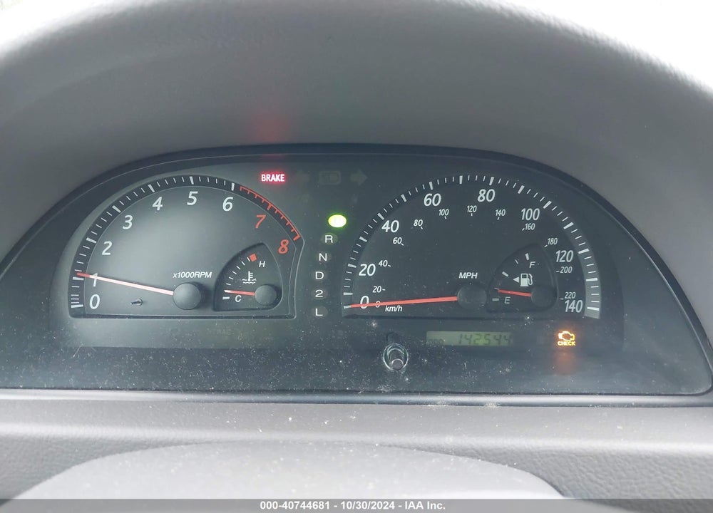 2002 TOYOTA CAMRY LE VIN: JTDBE32K220126678