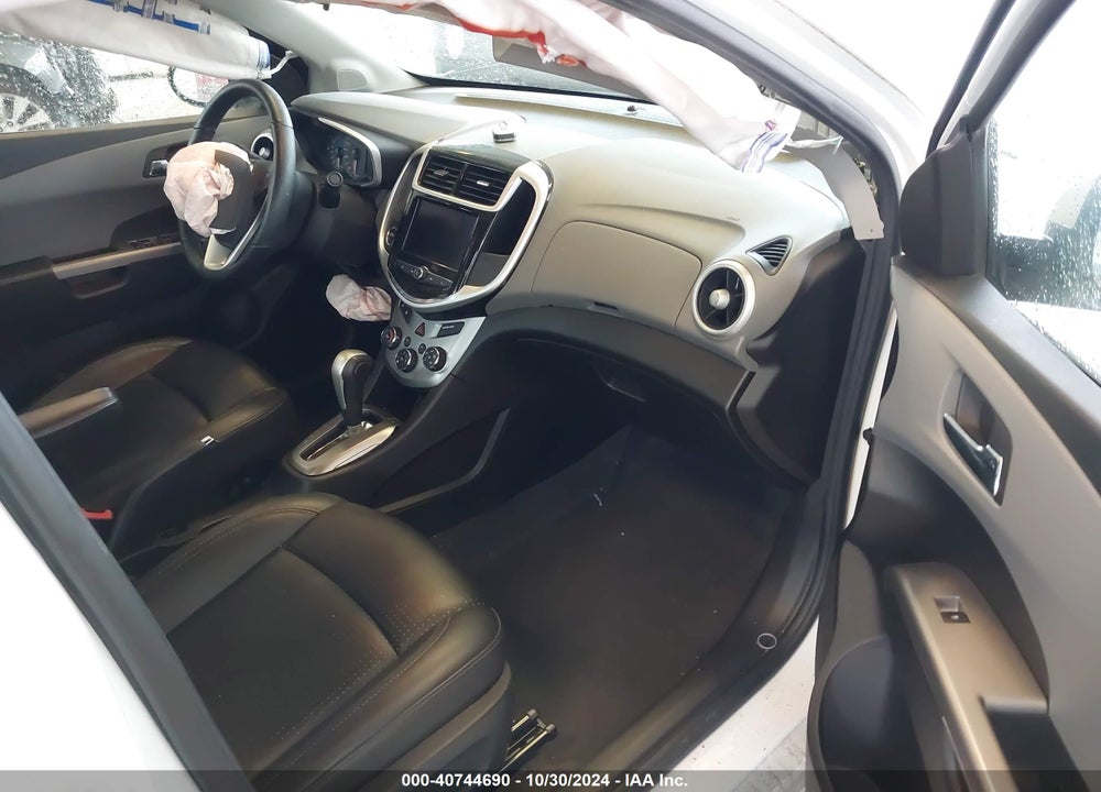 2020 CHEVROLET SONIC FWD  PREMIER VIN: 1G1JF5SB4L4118900