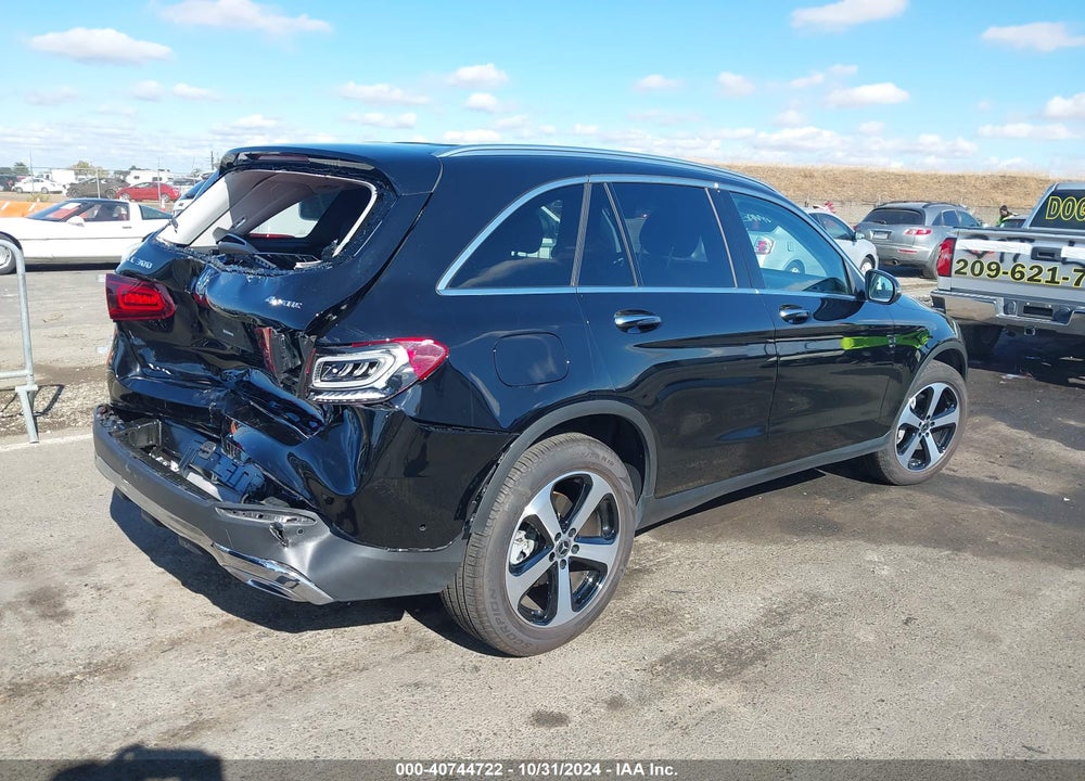 2021 MERCEDES-BENZ GLC 300 4MATIC SUV VIN: W1N0G8EB2MF881090