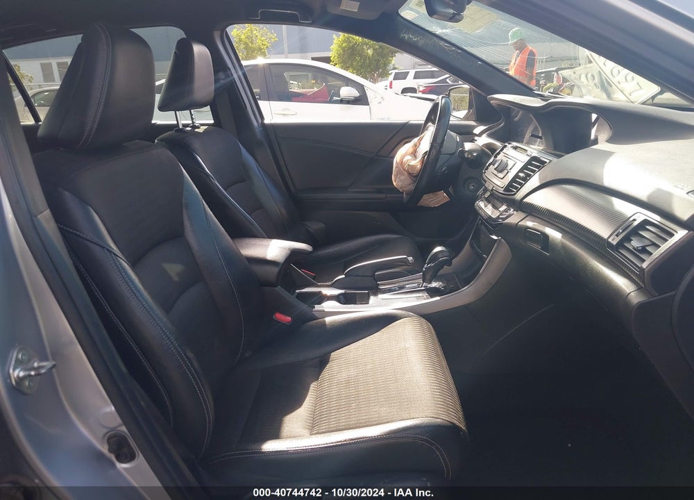 2016 HONDA ACCORD SPORT VIN: 1HGCR2F58GA034808