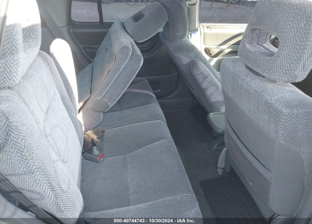 1998 HONDA CR-V EX VIN: JHLRD1869WC093699