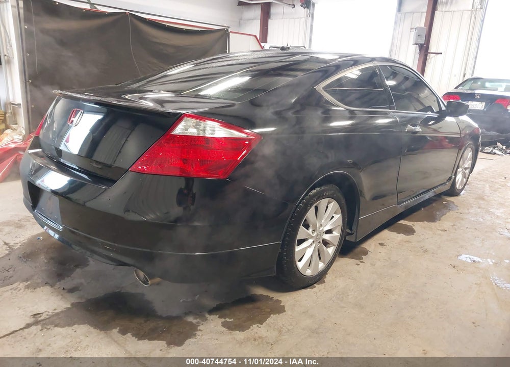2010 HONDA ACCORD 3.5 EX-L VIN: 1HGCS2A84AA002001