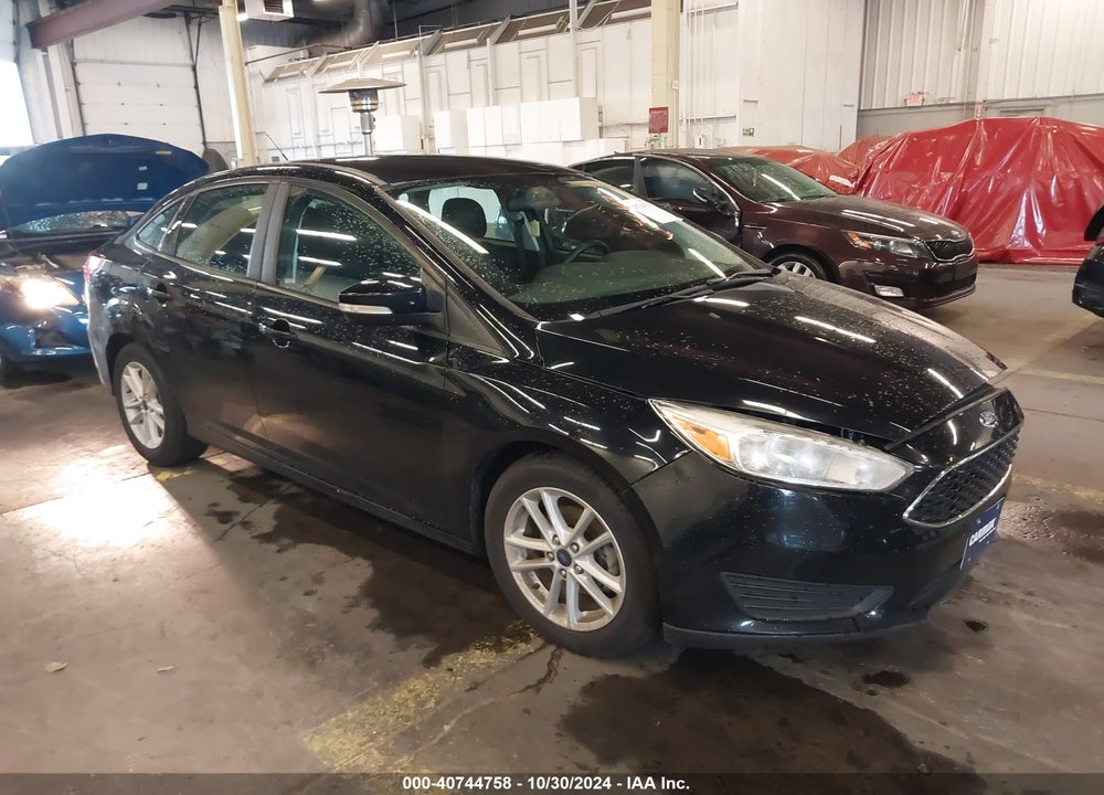 2017 FORD FOCUS SE VIN: 1FADP3F24HL220006