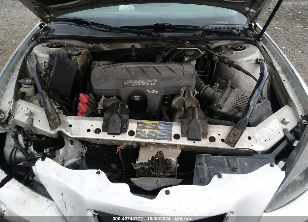 2005 PONTIAC GRAND PRIX VIN: 2G2WP522X51307550