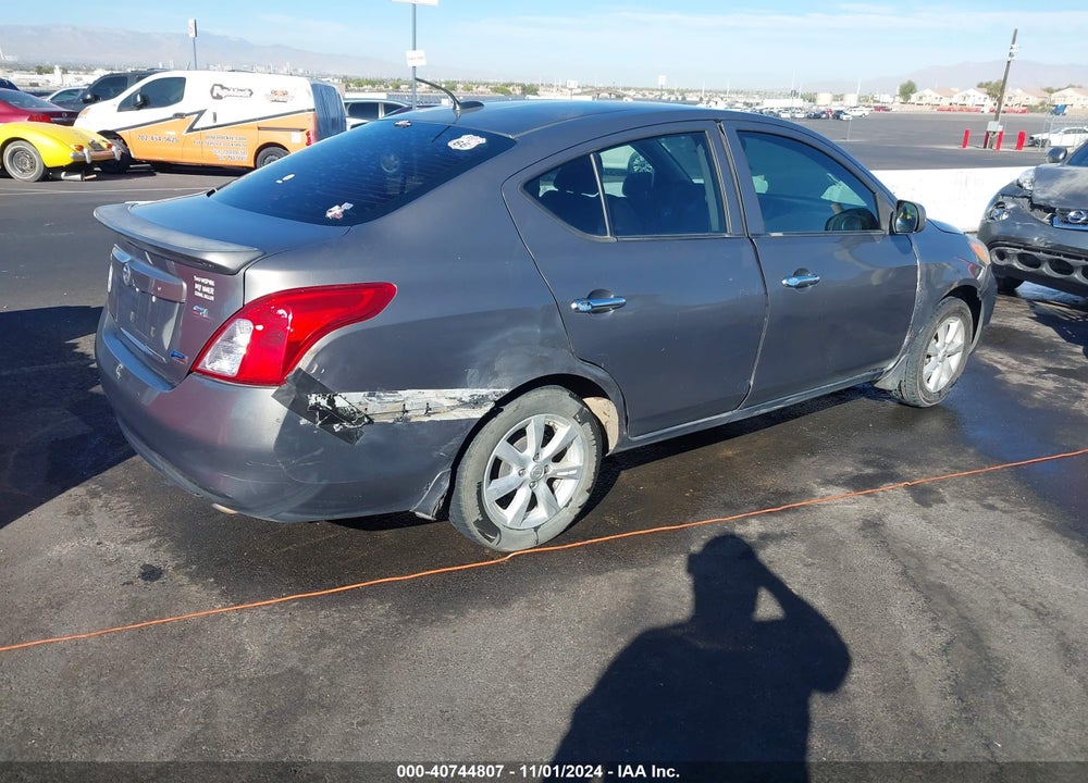 2012 NISSAN VERSA 1.6 SL VIN: 3N1CN7AP2CL870555