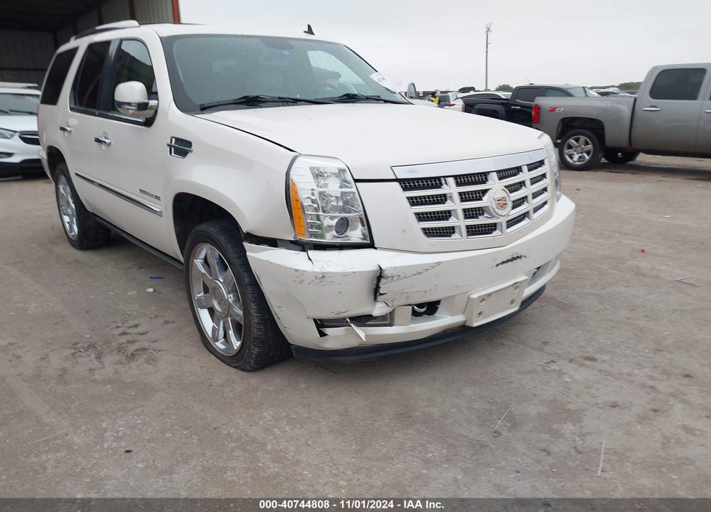 2011 CADILLAC ESCALADE PREMIUM VIN: 1GYS3CEF3BR187161