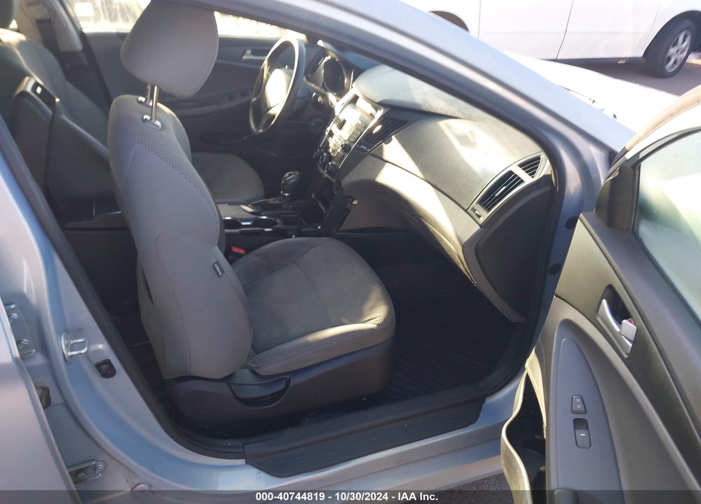 2014 HYUNDAI SONATA GLS VIN: 5NPEB4AC9EH836237