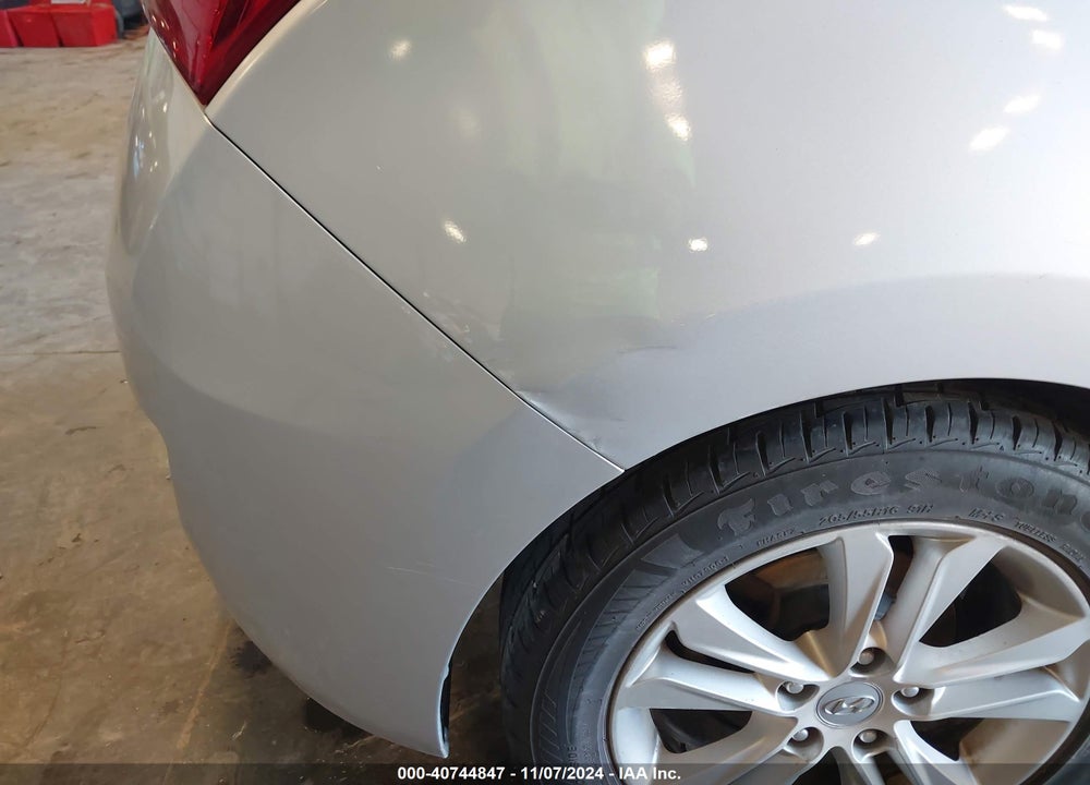 2013 HYUNDAI ELANTRA GT VIN: KMHD35LE6DU032233