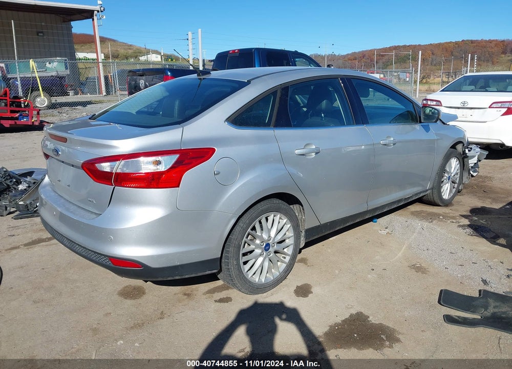 2012 FORD FOCUS SEL VIN: 1FAHP3H22CL209691