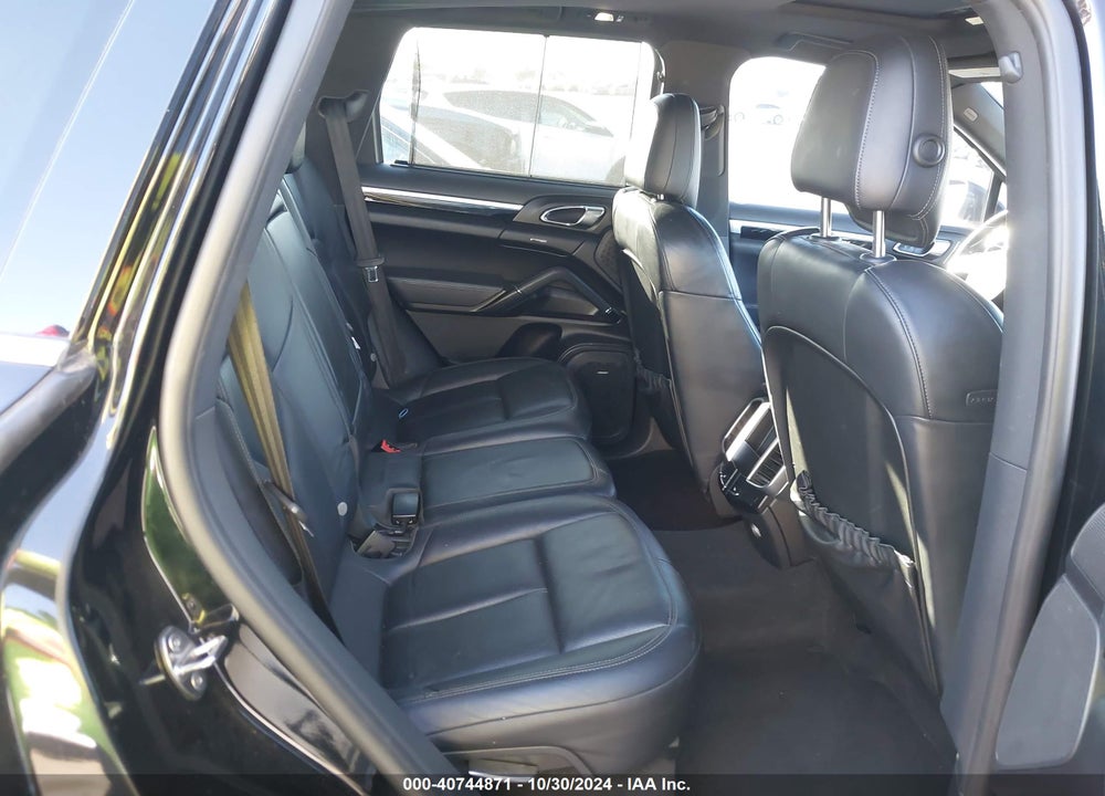 2014 PORSCHE CAYENNE VIN: WP1AA2A24ELA96426