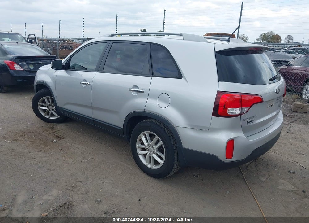 2014 KIA SORENTO LX VIN: 5XYKT3A66EG471897