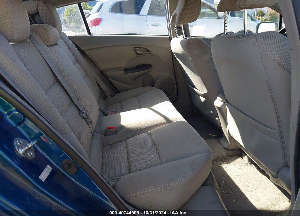 2011 HONDA INSIGHT EX VIN: JHMZE2H74BS009862