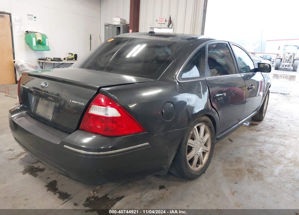 2007 FORD FIVE HUNDRED LIMITED VIN: 1FAHP25127G122541
