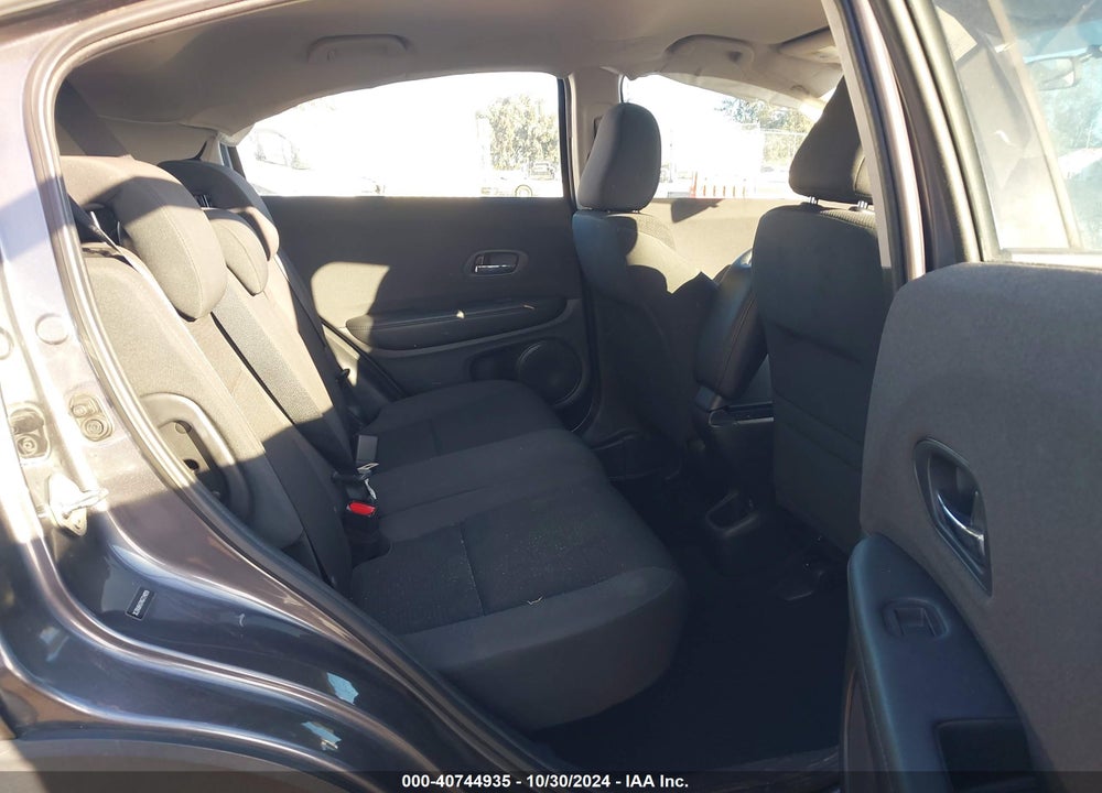 2019 HONDA HR-V LX VIN: 3CZRU6H37KG724659