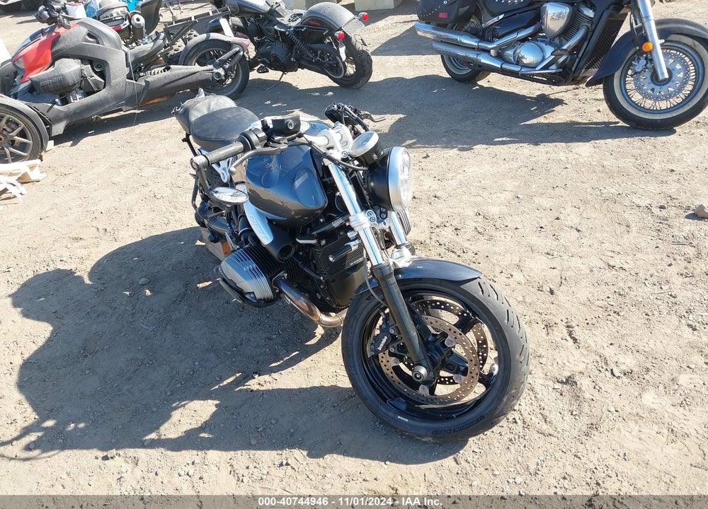 2023 BMW R NINE T PURE VIN: WB10L6304P6H34881
