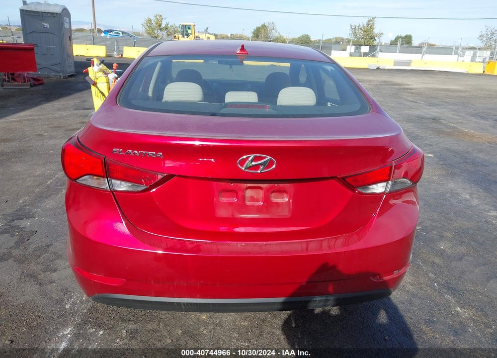 2016 HYUNDAI ELANTRA SE VIN: 5NPDH4AE2GH726631