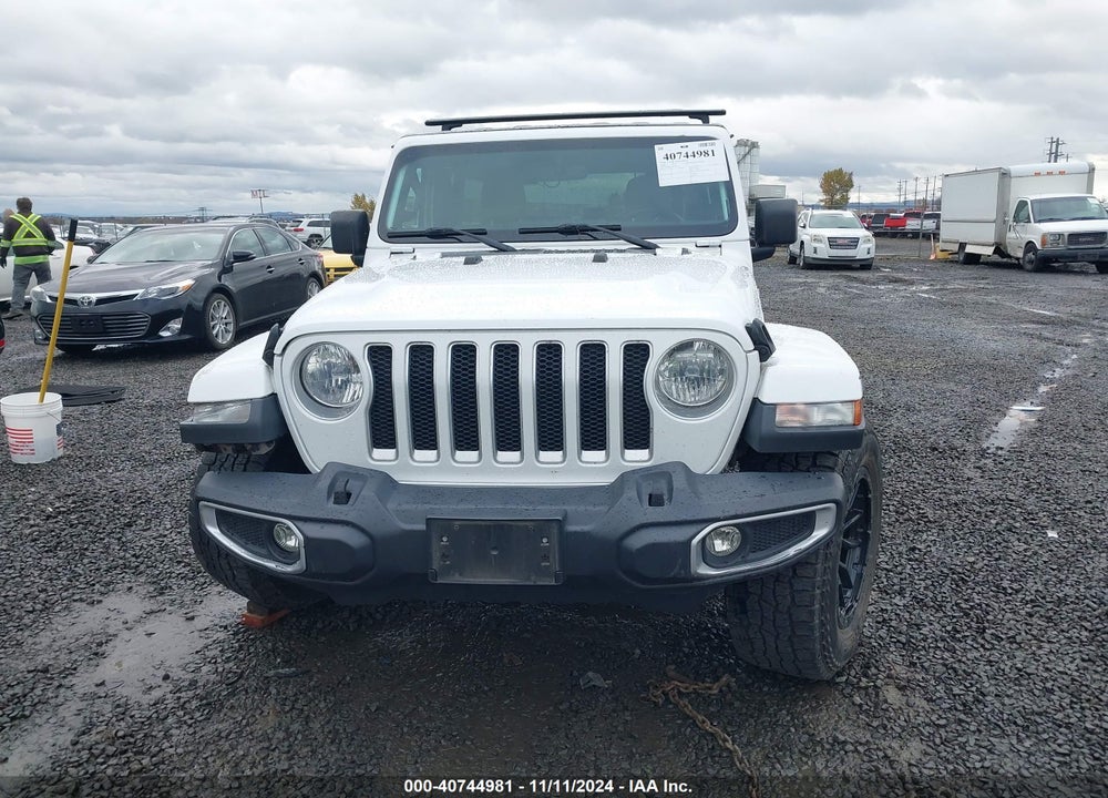 2018 JEEP WRANGLER UNLIMITED SAHARA 4X4 VIN: 1C4HJXEG3JW212162