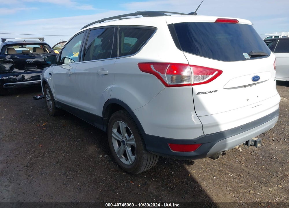 2016 FORD ESCAPE SE VIN: 1FMCU9G93GUB39127