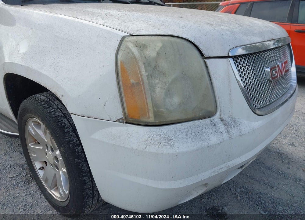 2007 GMC YUKON DENALI VIN: 1GKFK63847J195957