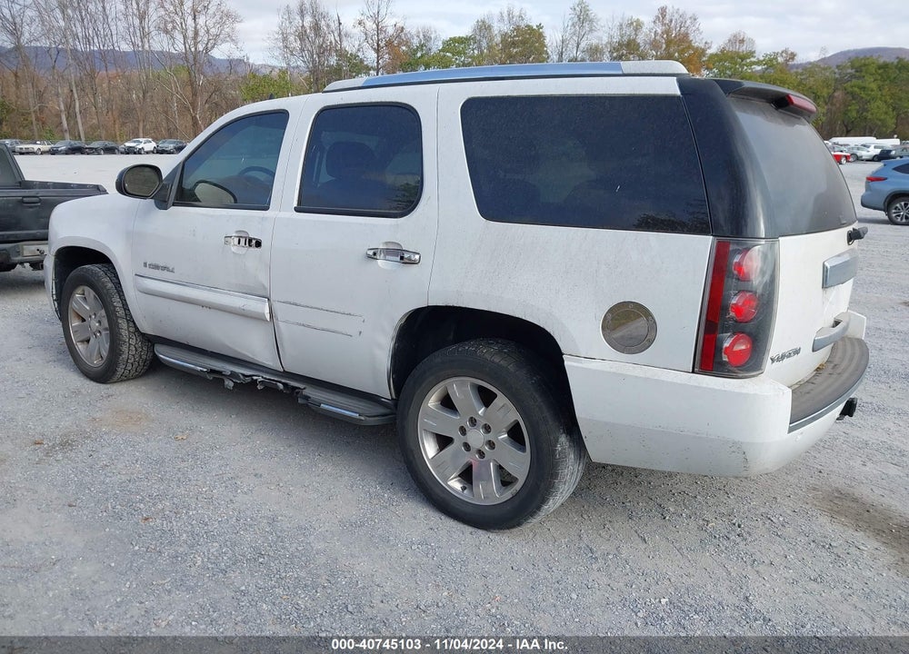 2007 GMC YUKON DENALI VIN: 1GKFK63847J195957