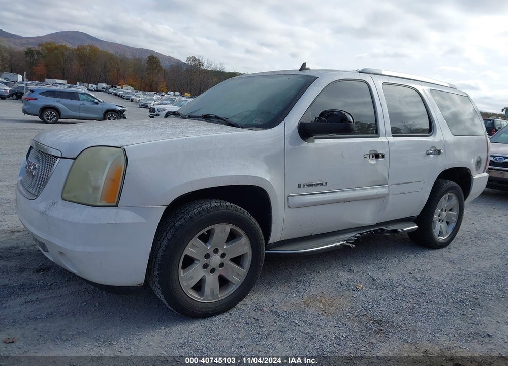 2007 GMC YUKON DENALI VIN: 1GKFK63847J195957
