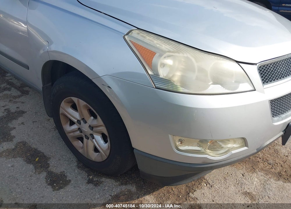 2012 CHEVROLET TRAVERSE LS VIN: 1GNKRFED6CJ301679