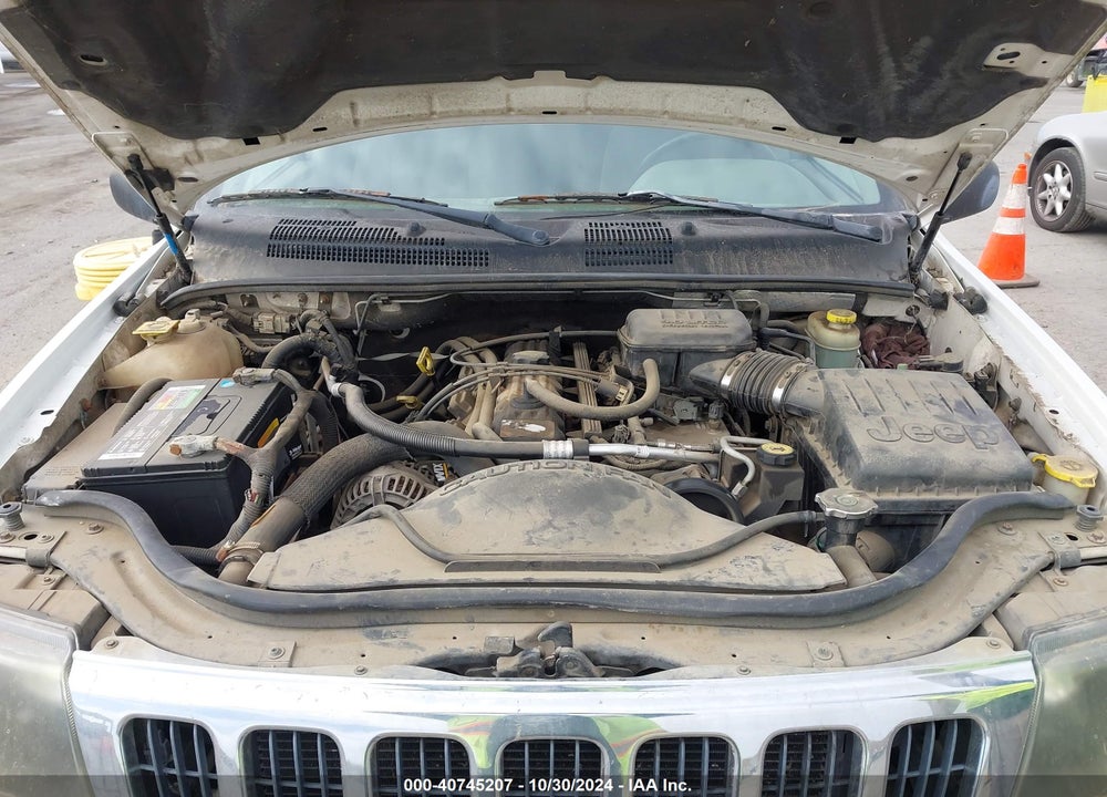 2003 JEEP GRAND CHEROKEE LAREDO VIN: 1J4GW48S53C550012