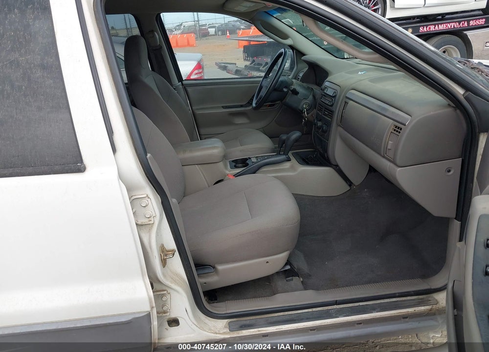 2003 JEEP GRAND CHEROKEE LAREDO VIN: 1J4GW48S53C550012