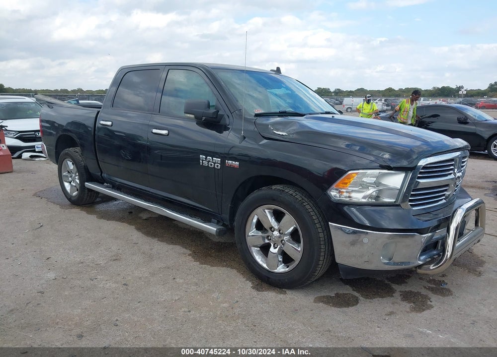 2016 RAM 1500 LONE STAR VIN: 3C6RR6LT6GG300855