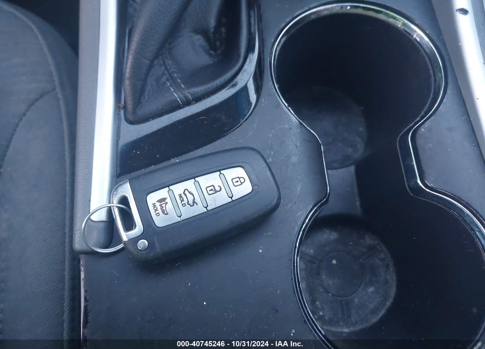 2012 HYUNDAI SONATA HYBRID VIN: KMHEC4A47CA033934