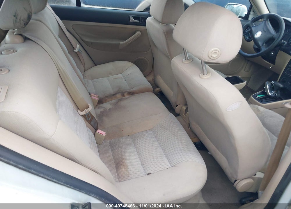 2005 VOLKSWAGEN GOLF GLS 2.0L VIN: 9BWGL61J254029344