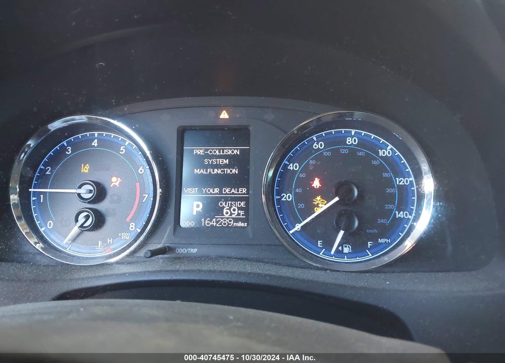 2019 TOYOTA COROLLA LE VIN: 5YFBURHE0KP889313