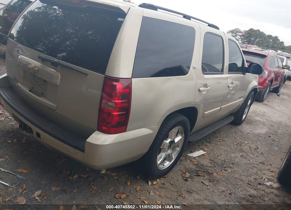 2007 CHEVROLET TAHOE LTZ VIN: 1GNFC13J17R126389