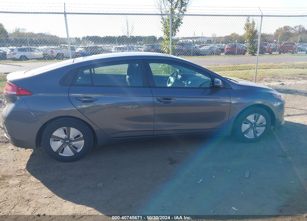 2019 HYUNDAI IONIQ HYBRID VIN: KMHC65LC5KU139627