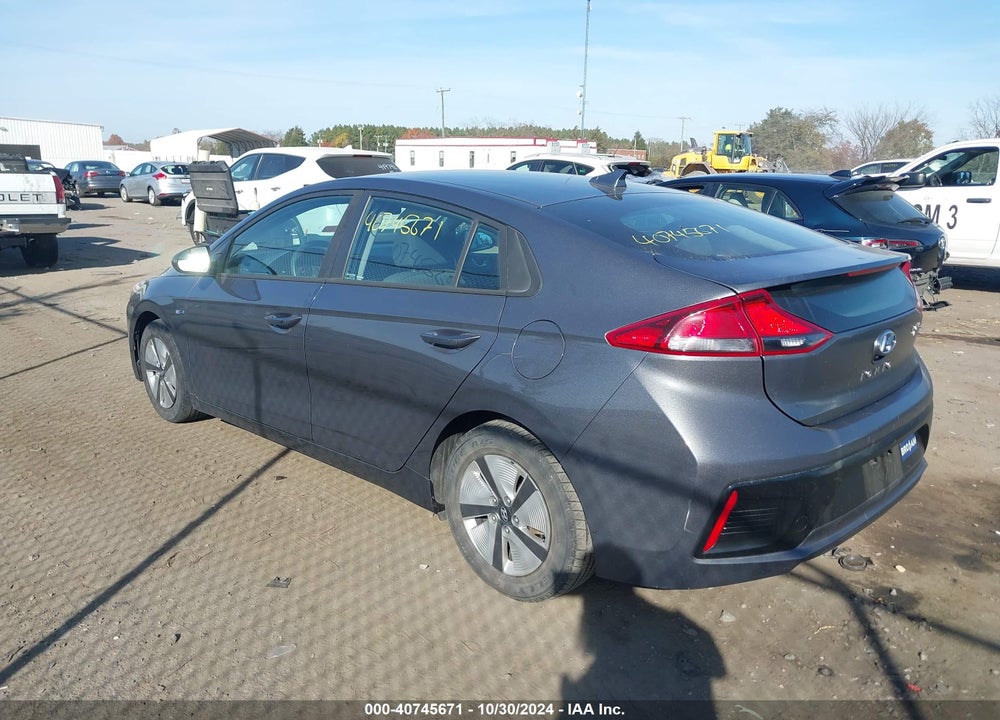 2019 HYUNDAI IONIQ HYBRID VIN: KMHC65LC5KU139627