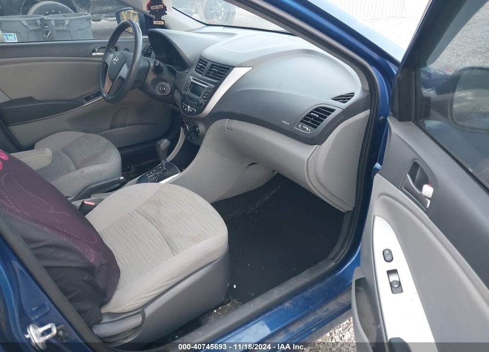 2016 HYUNDAI ACCENT VIN: KMHCT4AE5GU120803