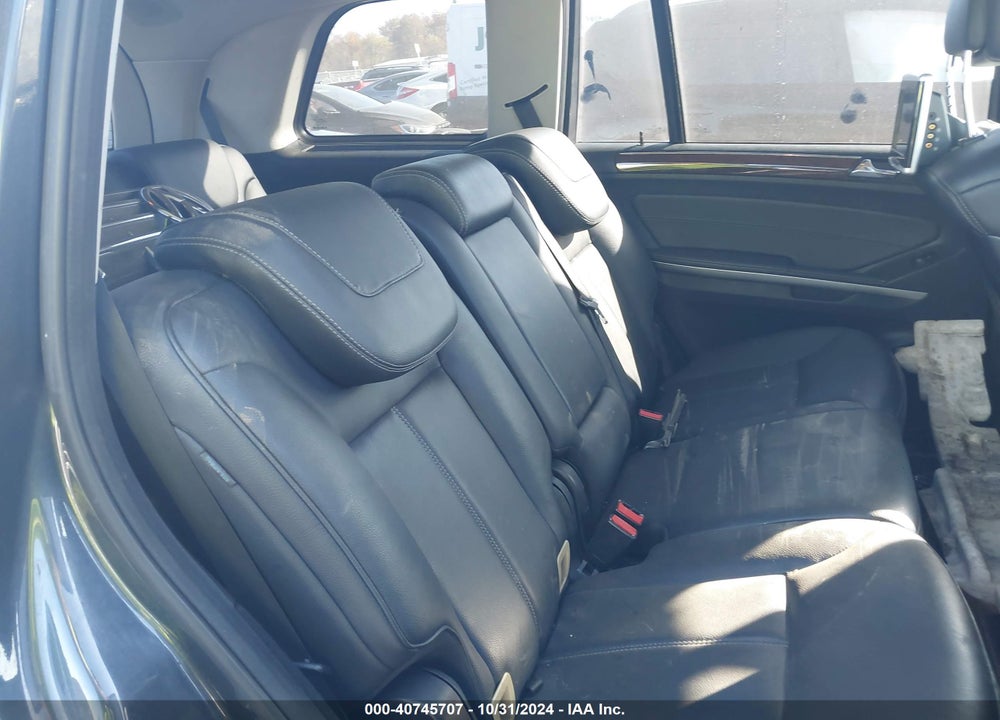 2011 MERCEDES-BENZ GL 450 4MATIC VIN: 4JGBF7BE8BA659140