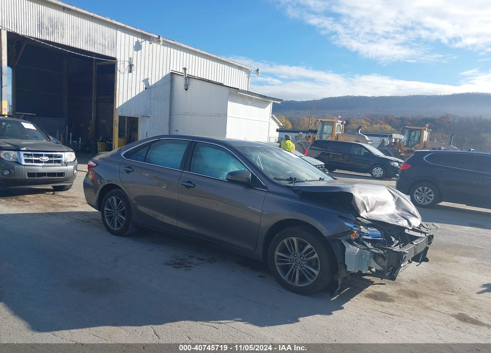 2017 TOYOTA CAMRY SE VIN: 4T1BF1FK6HU688088