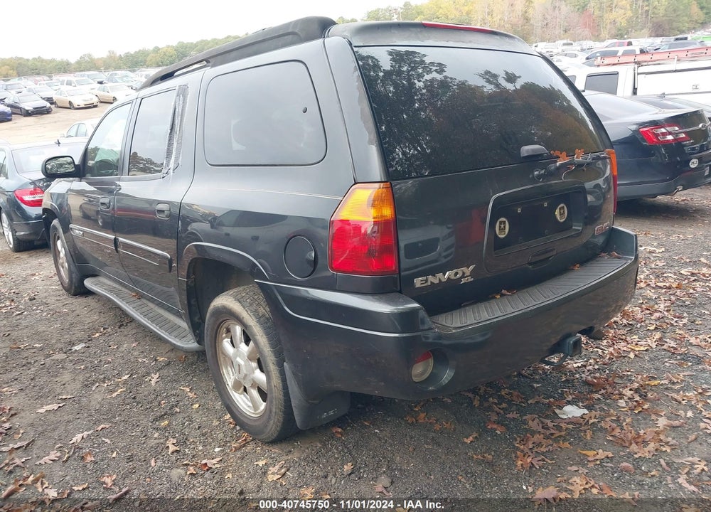 2004 GMC ENVOY XL SLE VIN: 1GKES16S946137444