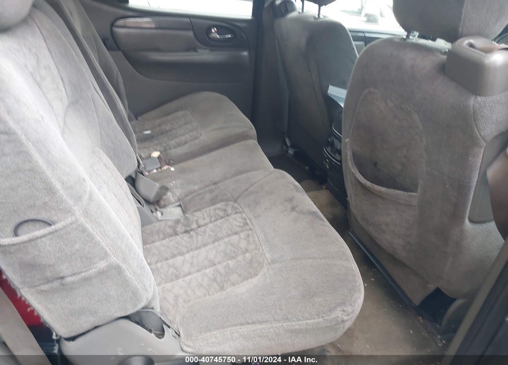 2004 GMC ENVOY XL SLE VIN: 1GKES16S946137444