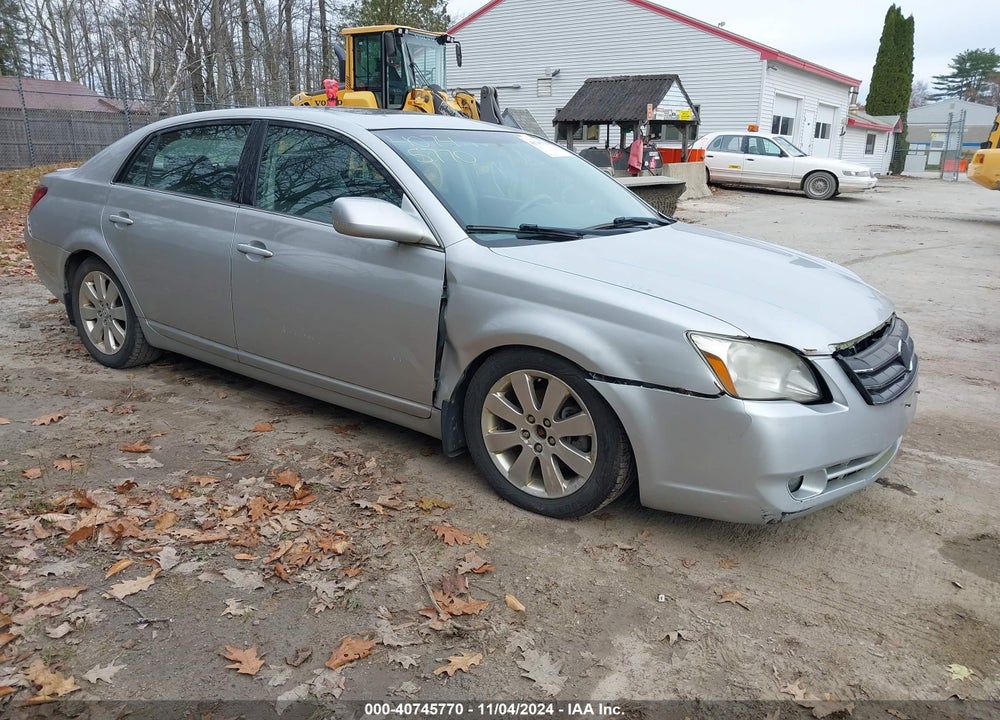 2005 TOYOTA AVALON XLS VIN: 4T1BK36B45U051168