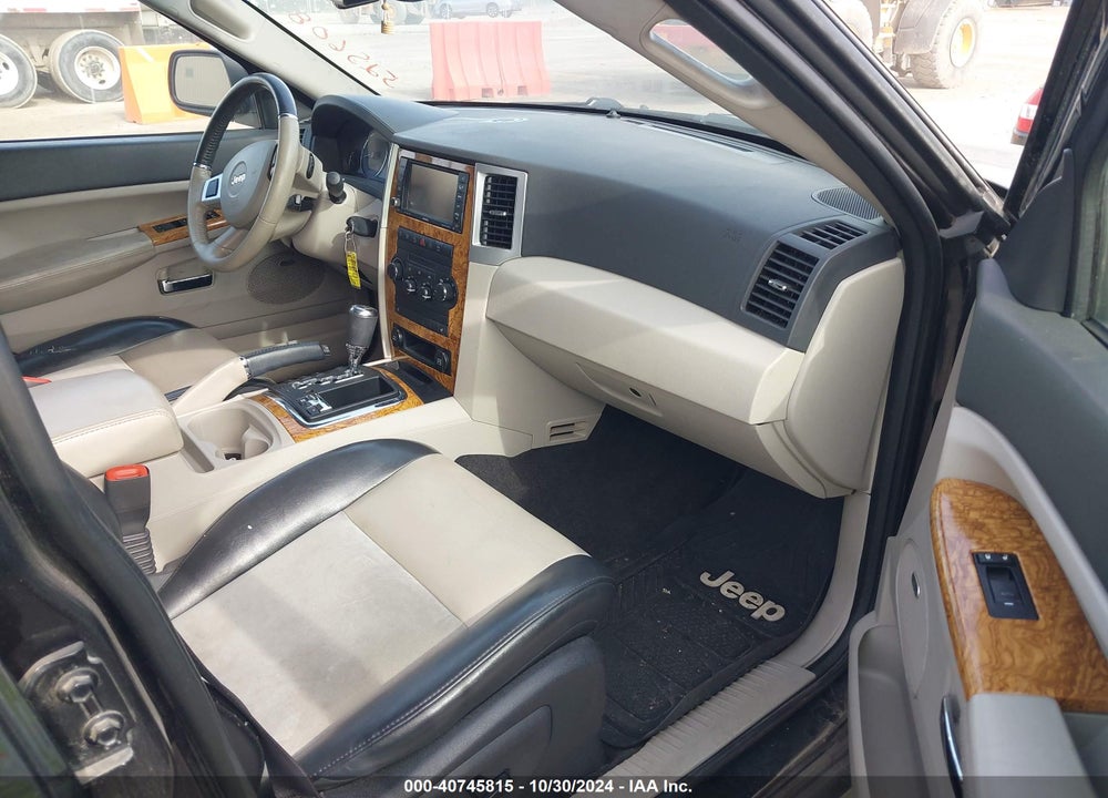 2009 JEEP GRAND CHEROKEE LIMITED VIN: 1J8HR58P69C525608