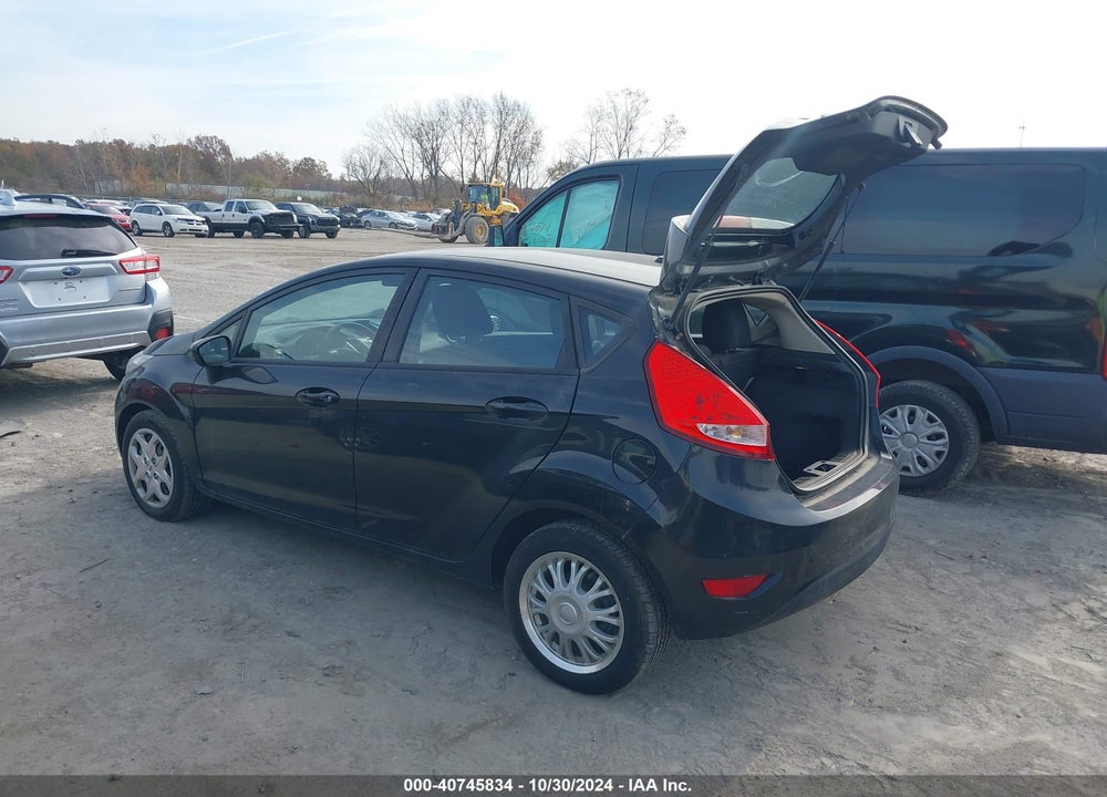 2011 FORD FIESTA SES VIN: 3FADP4FJ8BM201669